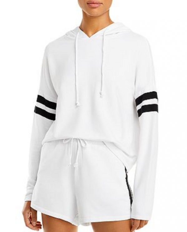 Hoodie dengan Aksen Strip Atletik